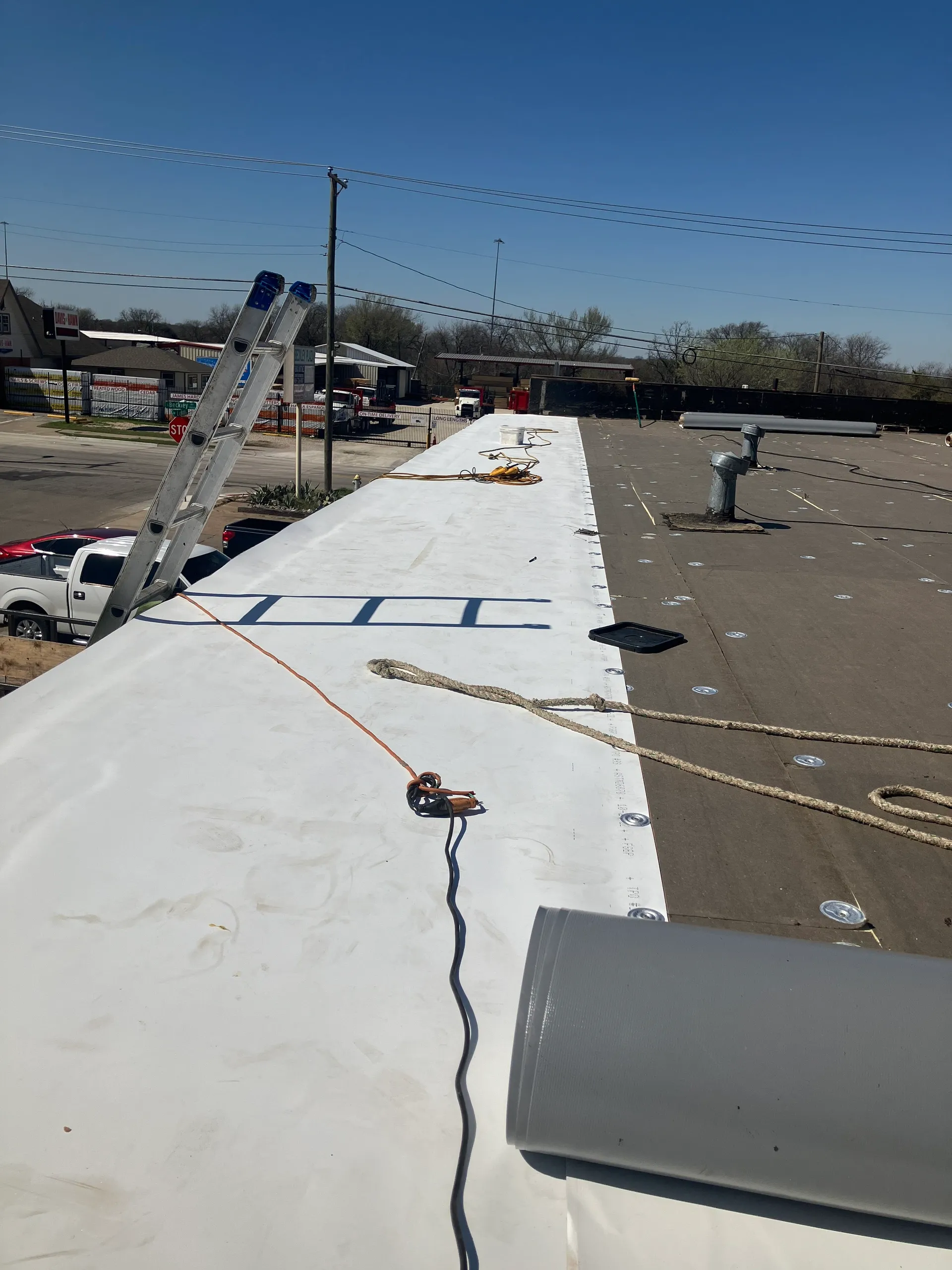 AA METAL AND DIMENSIONAL ROOFING LLC logo