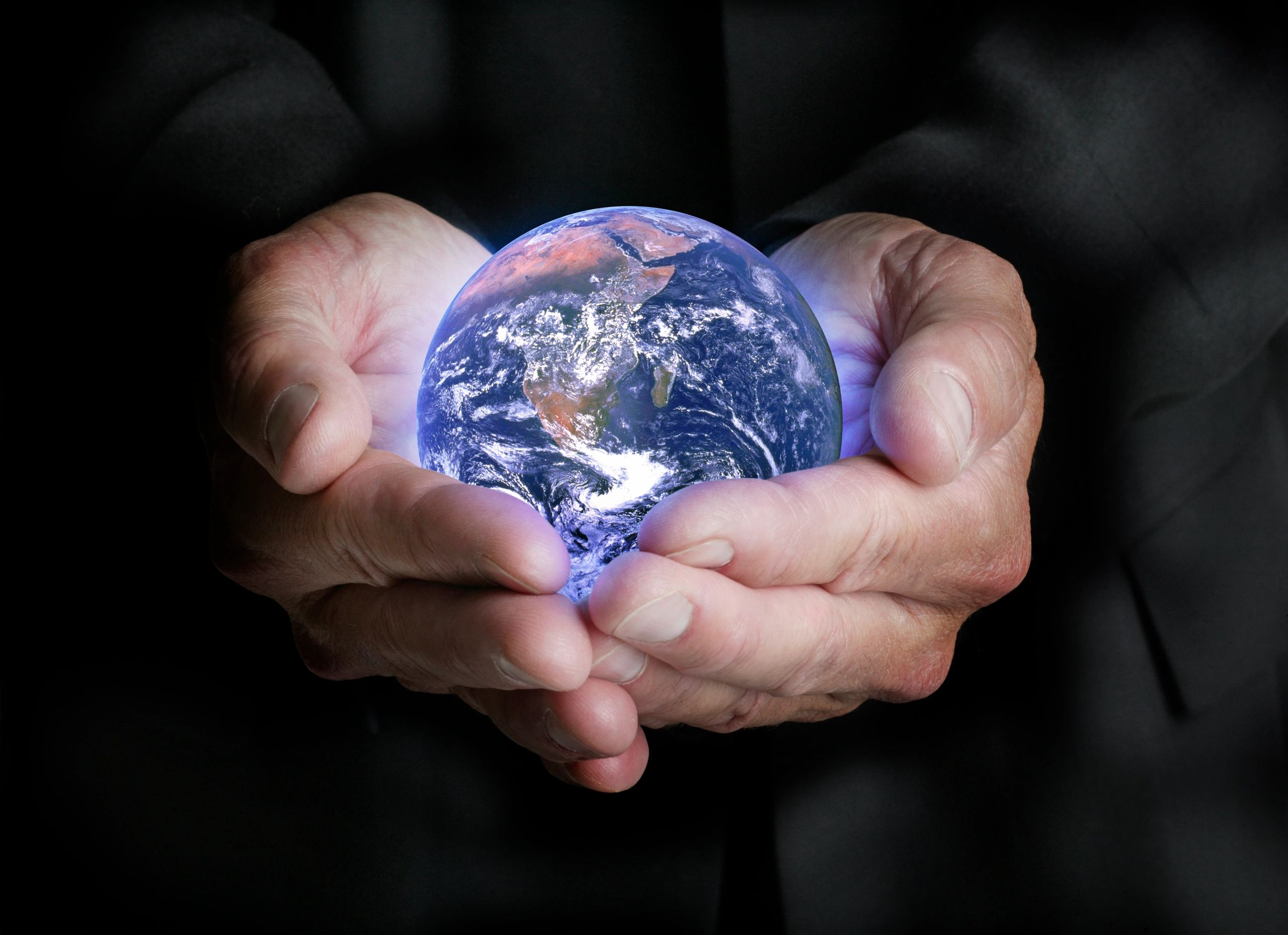 C & WC CONSULTING LLC logo