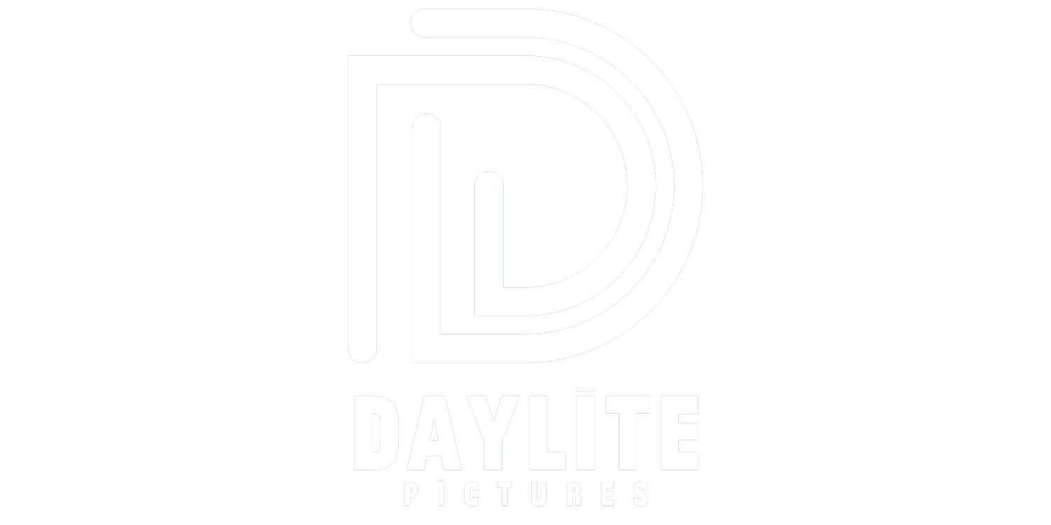 DAYLITE PICTURES logo