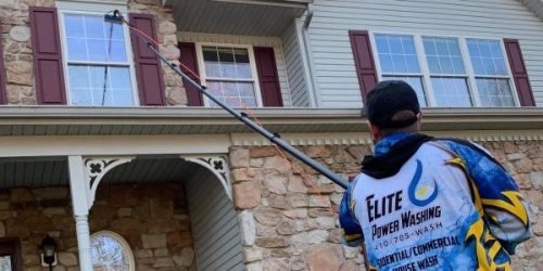 ELITE POWER WASHING LLC logo