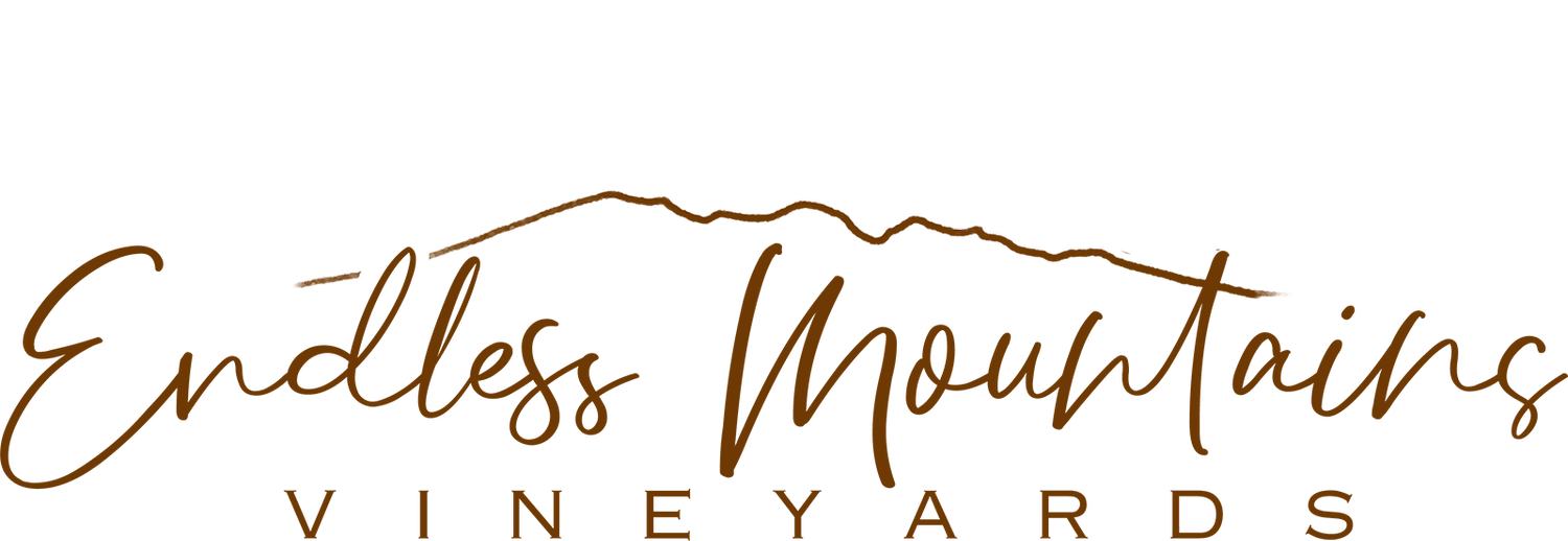 ENDLESS MOUNTAINS VINEYARDS, LLC logo