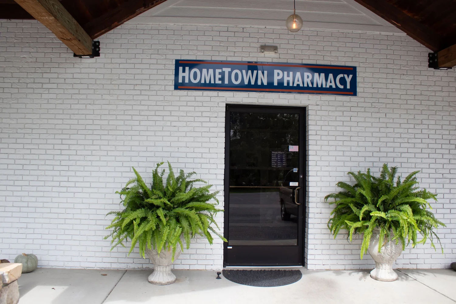 HOMETOWN RX logo