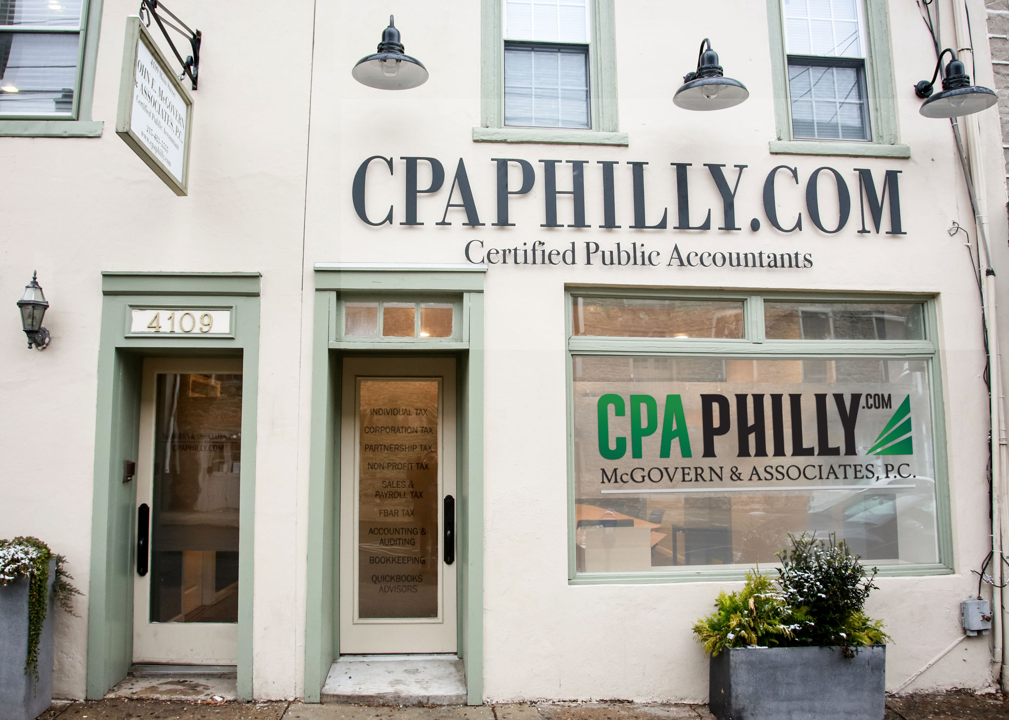 JOHN E MCGOVERN & ASSOCIATES P.C logo